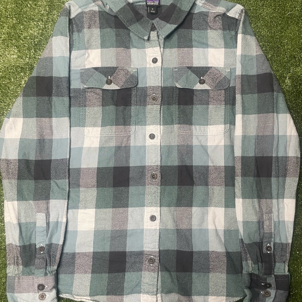 Patagonia Blue and Black Checkered Shirt